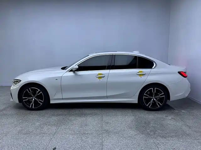 BMW 3 Series — миниатюра 10