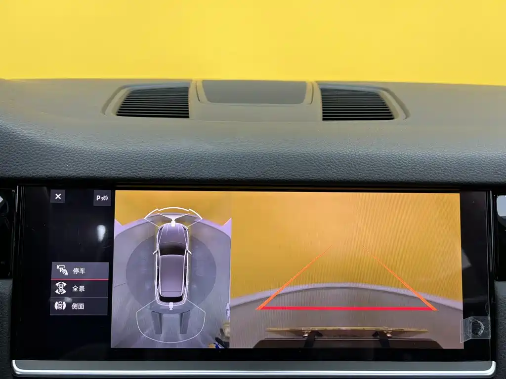 Porsche Cayenne — миниатюра 37