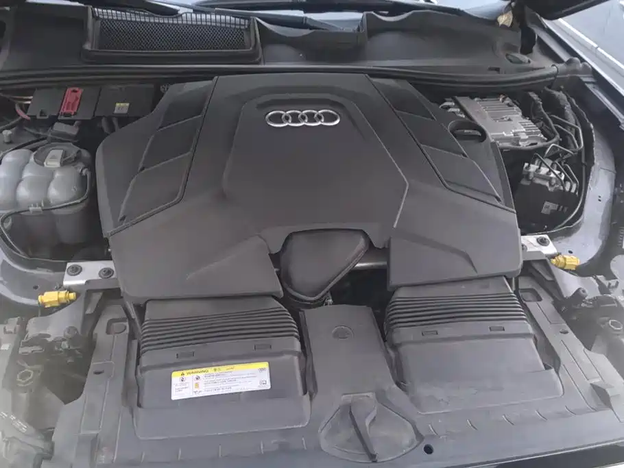 Audi Q7 — миниатюра 10