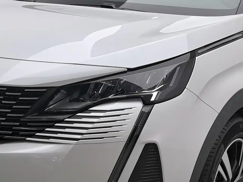 Peugeot 4008 — миниатюра 7
