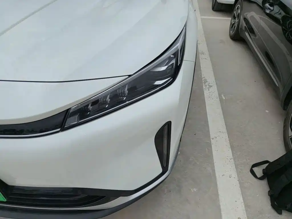 Roewe D5X DMH — миниатюра 24