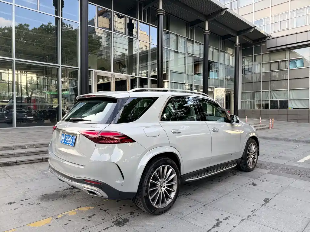 Mercedes-Benz GLE (Import) — миниатюра 7