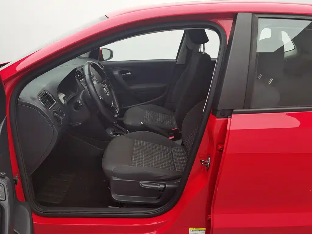 Volkswagen Polo — миниатюра 10