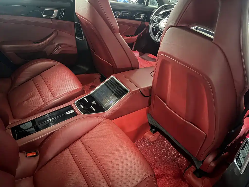 Porsche Panamera — миниатюра 9
