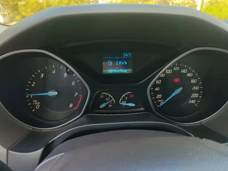 Ford Focus — миниатюра 14
