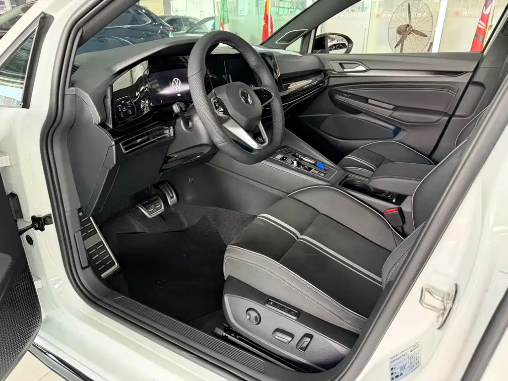 Volkswagen Golf — миниатюра 3