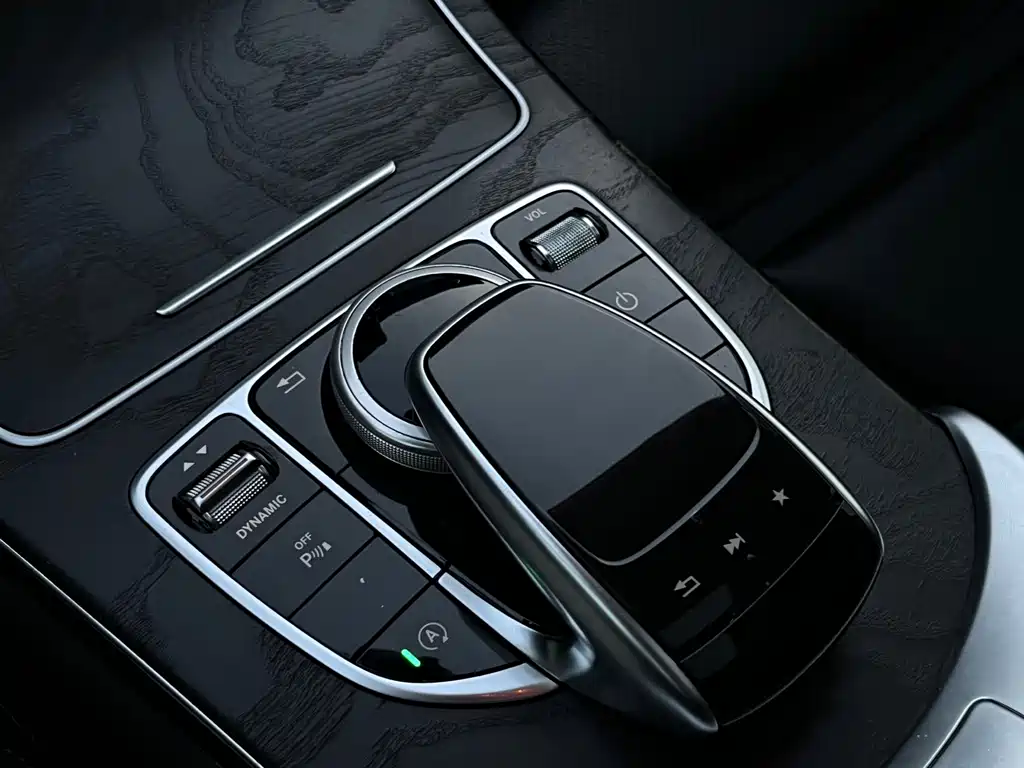Mercedes-Benz C-Class — миниатюра 19
