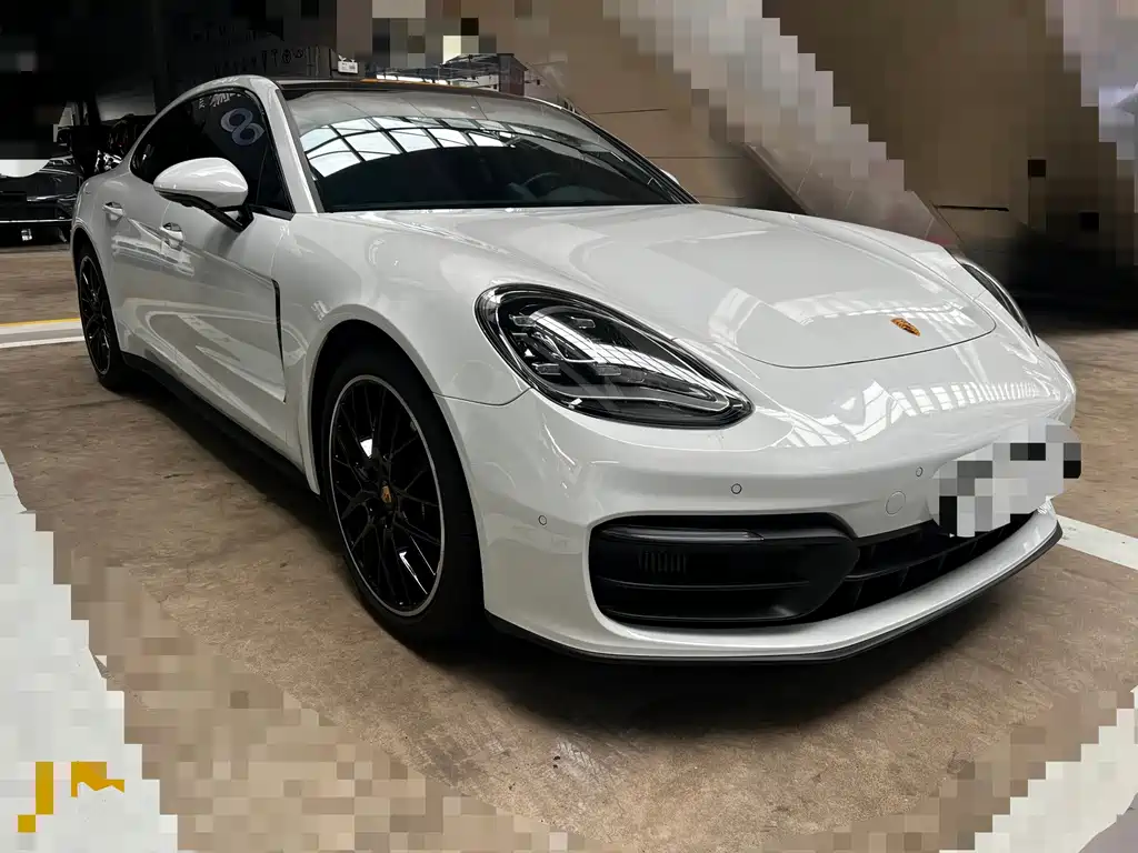 Porsche Panamera — миниатюра 3
