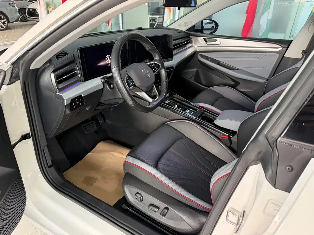 Volkswagen Lamando — миниатюра 2