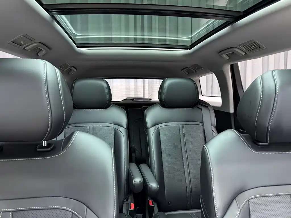 Wuling Victory — миниатюра 19