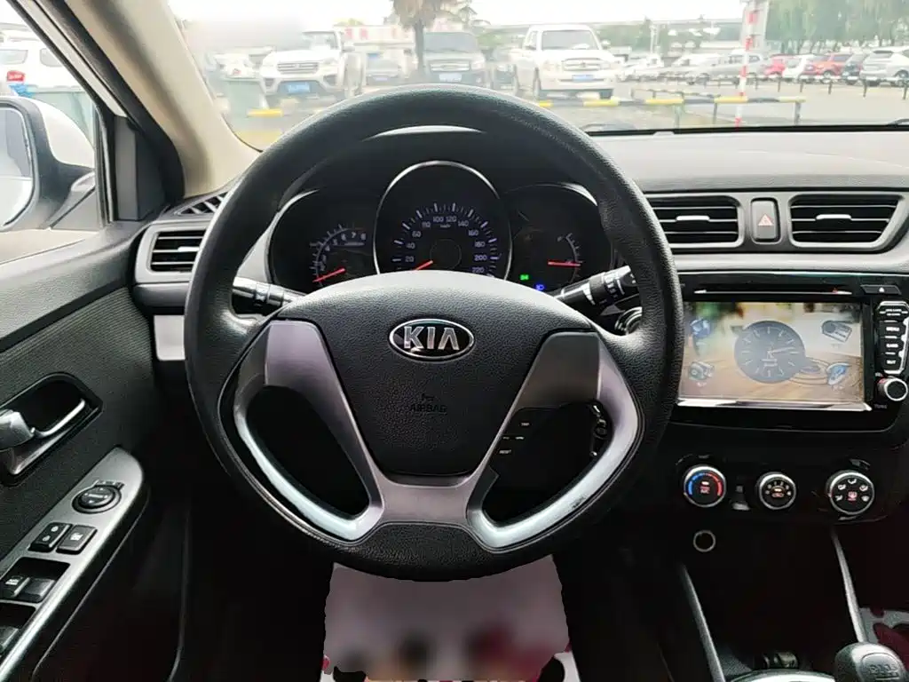 Kia K2 — миниатюра 11