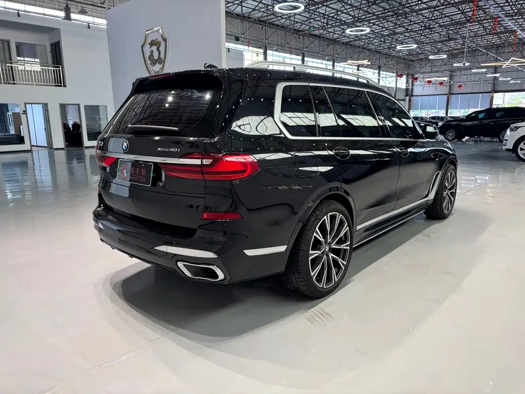 BMW X7 — миниатюра 6