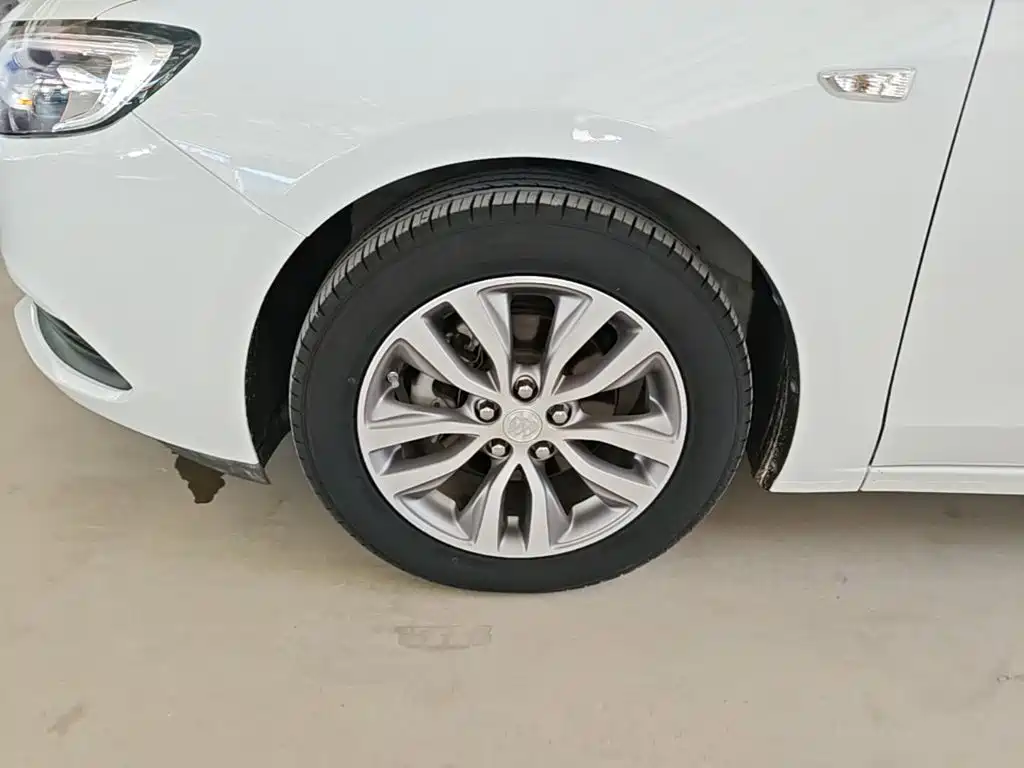 Buick Excelle — миниатюра 23