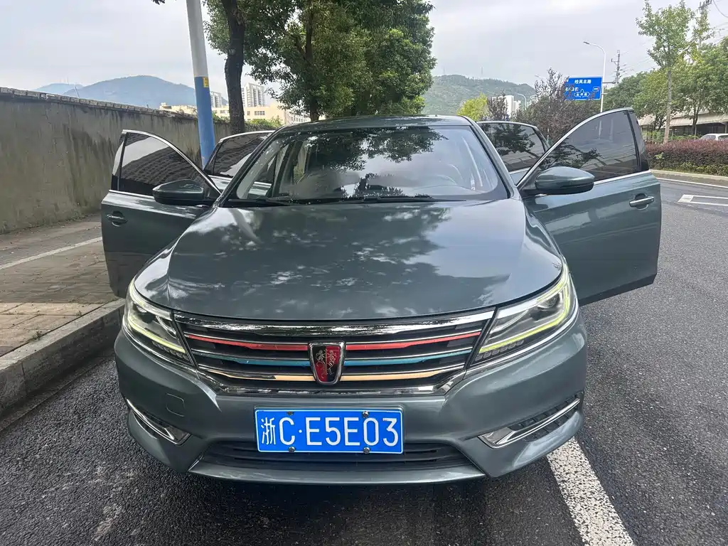 Roewe i6 Classic — миниатюра 12