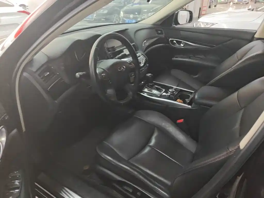 Infiniti Q70 — миниатюра 16