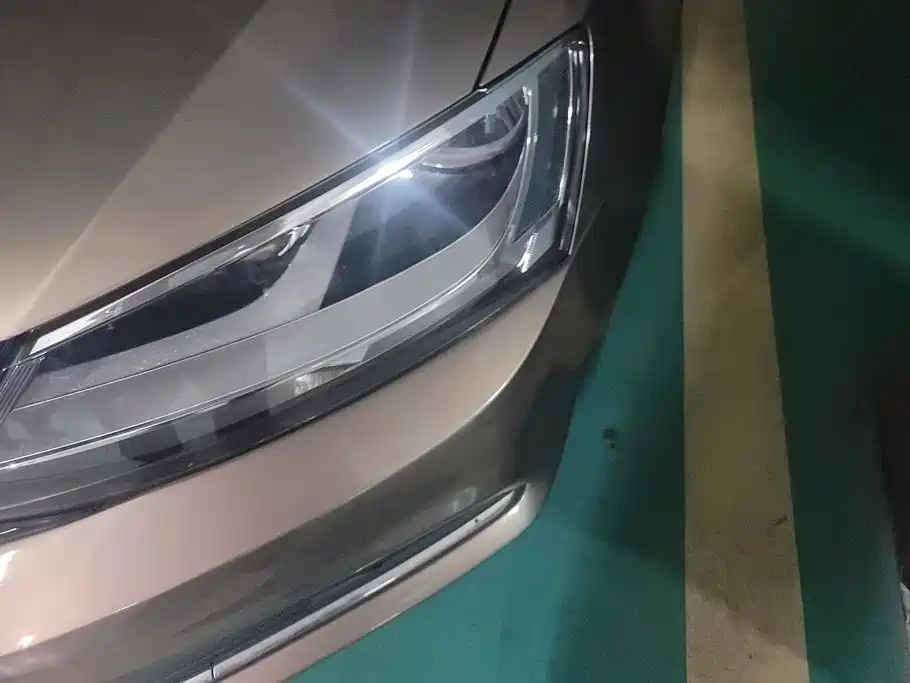 Volkswagen Sagitar — миниатюра 5