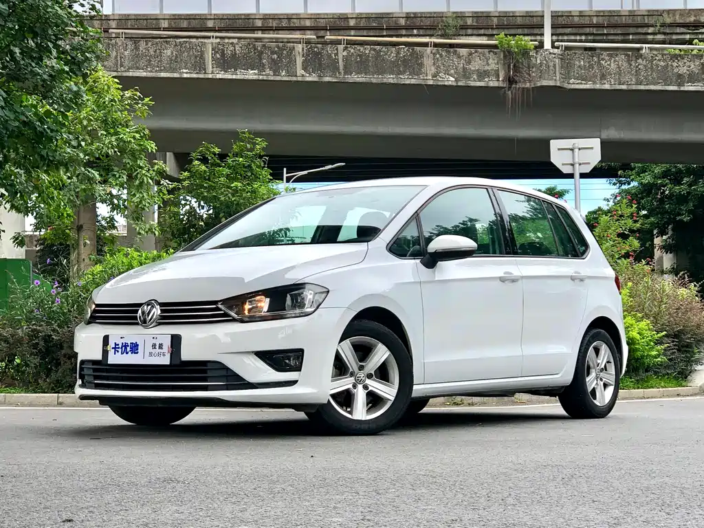 VOLKSWAGEN GOLF*JIAYU