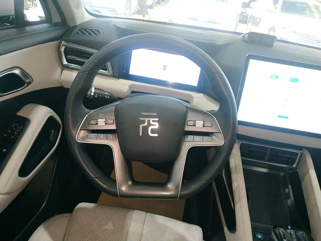 BYD Yuan UP — миниатюра 11