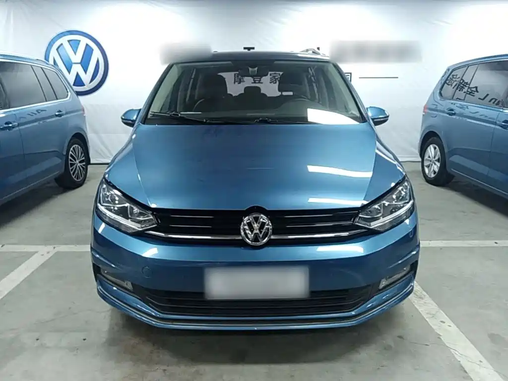Volkswagen Touran — миниатюра 3
