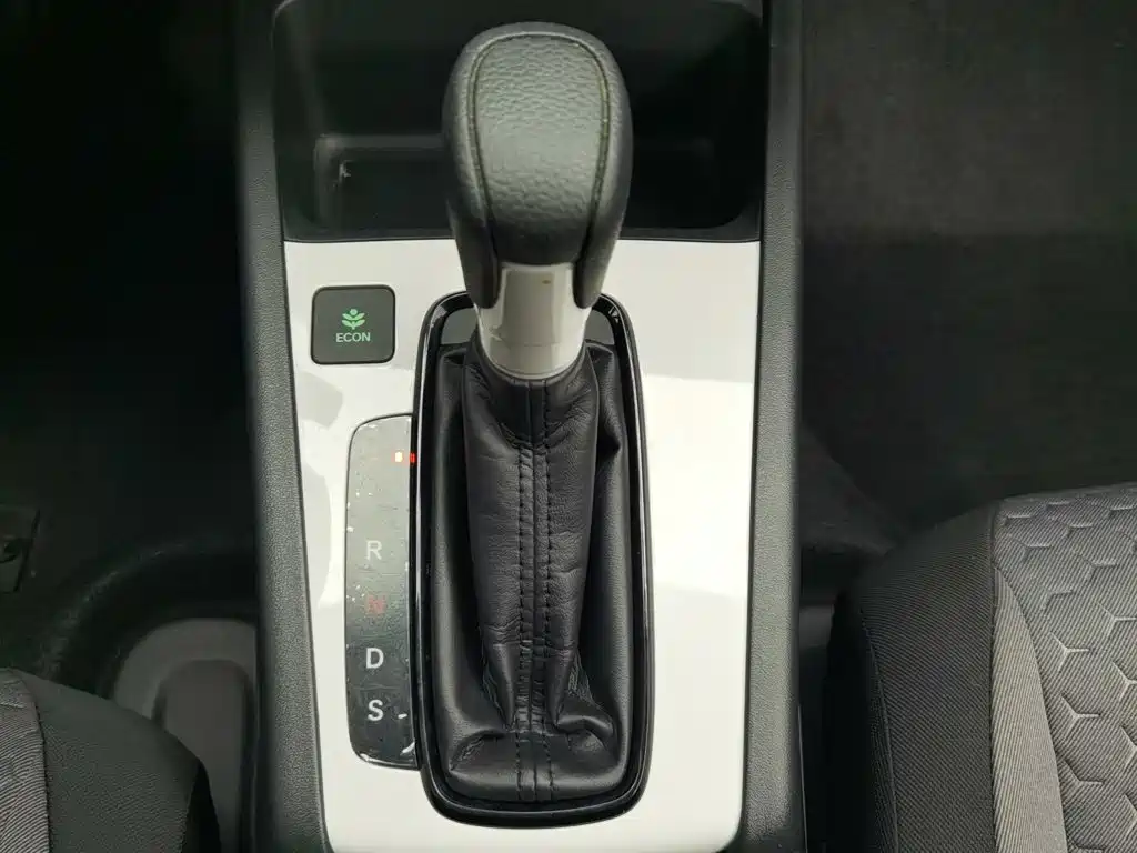 Honda Fit — миниатюра 13