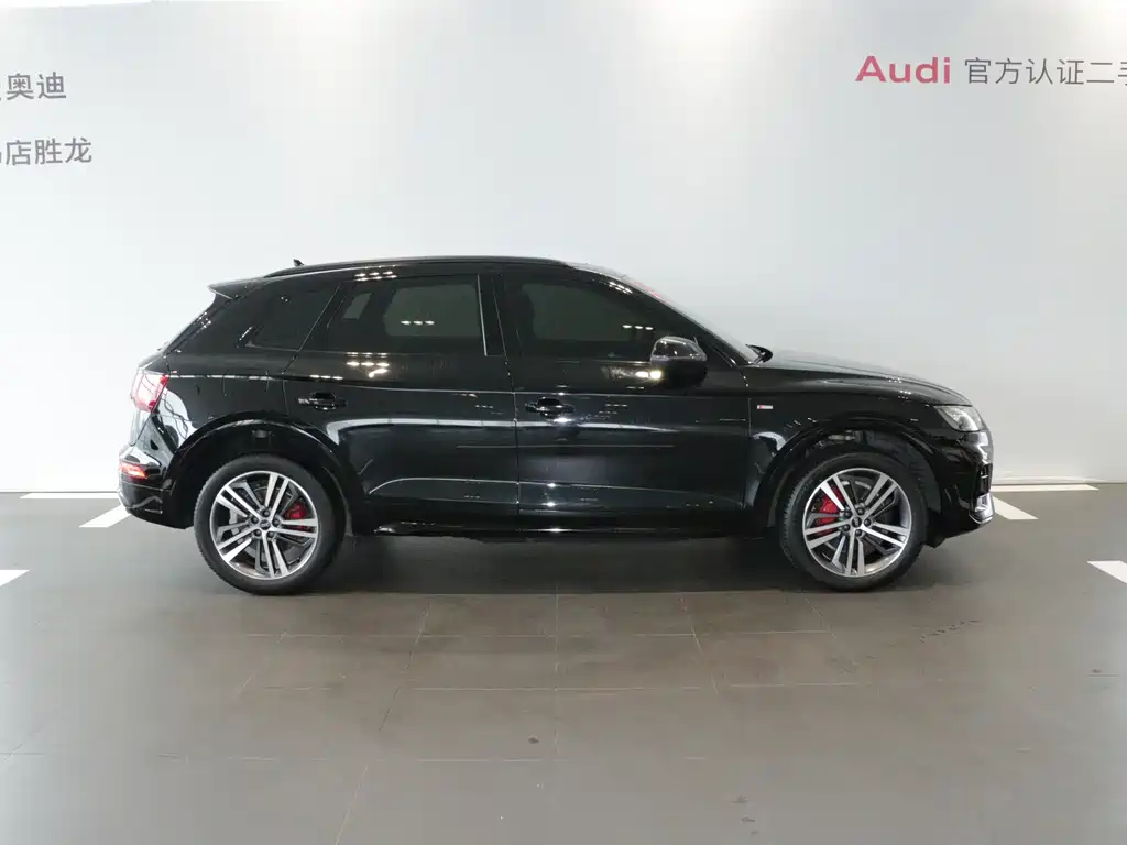 Audi Q5L — миниатюра 3