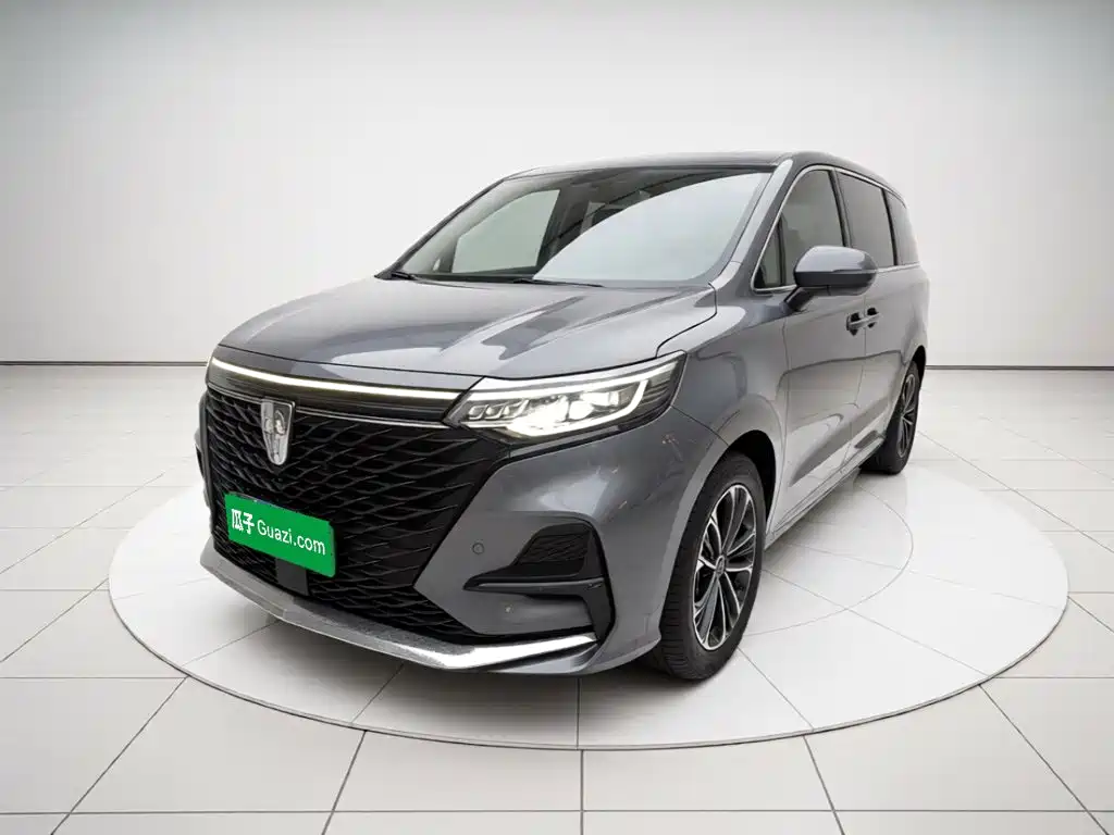 Roewe iMAX8