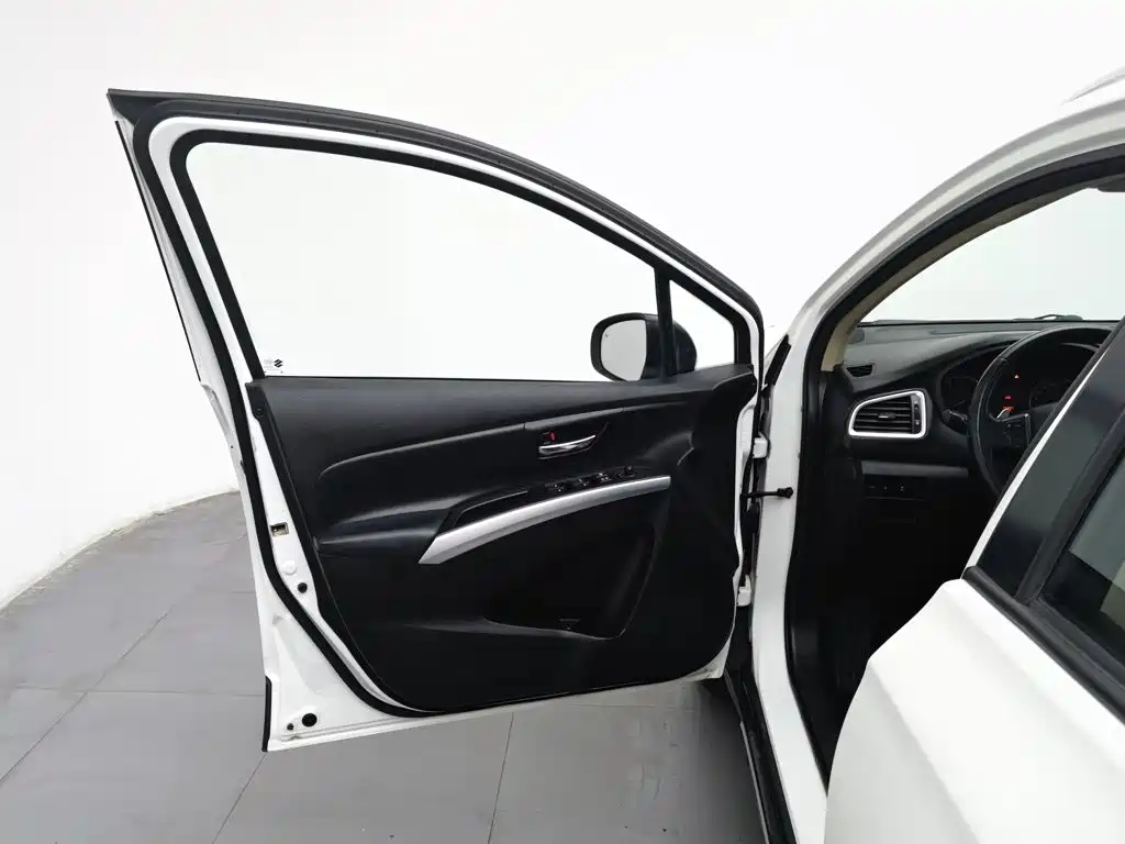 Suzuki S-Cross — миниатюра 8