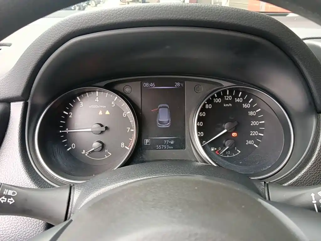 Nissan Qashqai — миниатюра 12