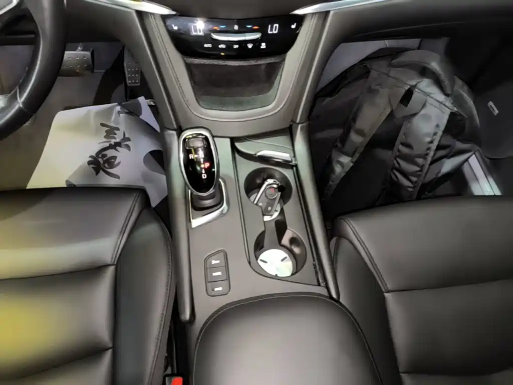 Cadillac XT5 — миниатюра 14