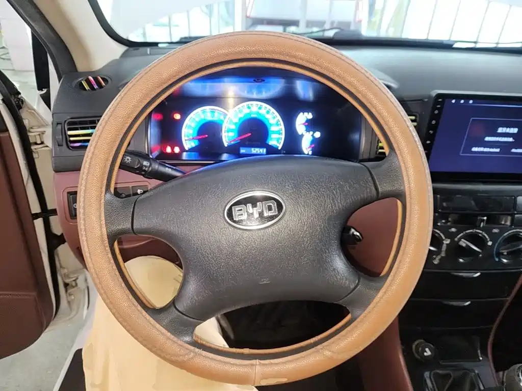 BYD F3 — миниатюра 11