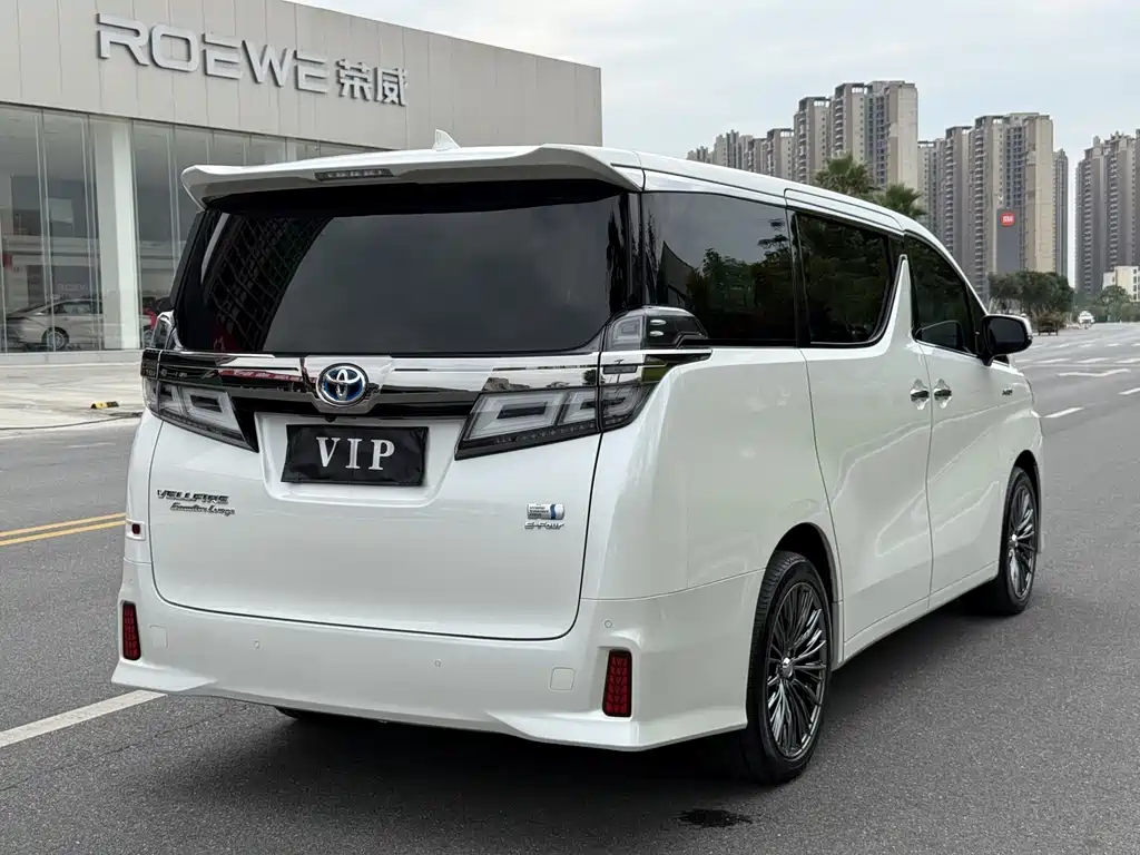 Toyota Vellfire — миниатюра 4