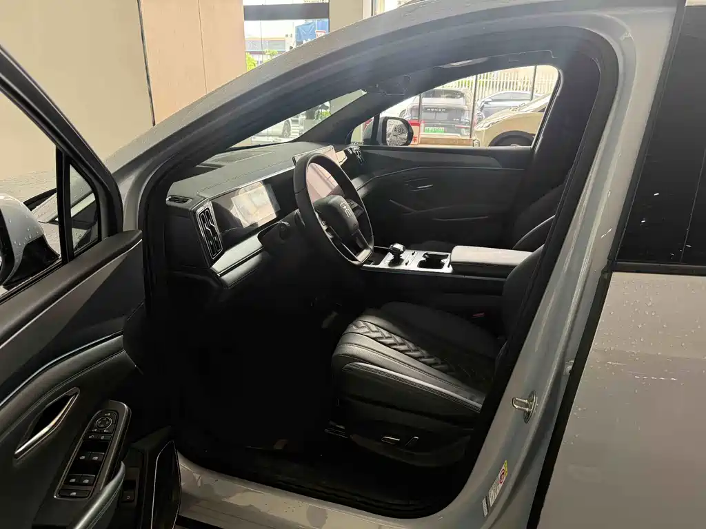 BYD L DM-i — миниатюра 5