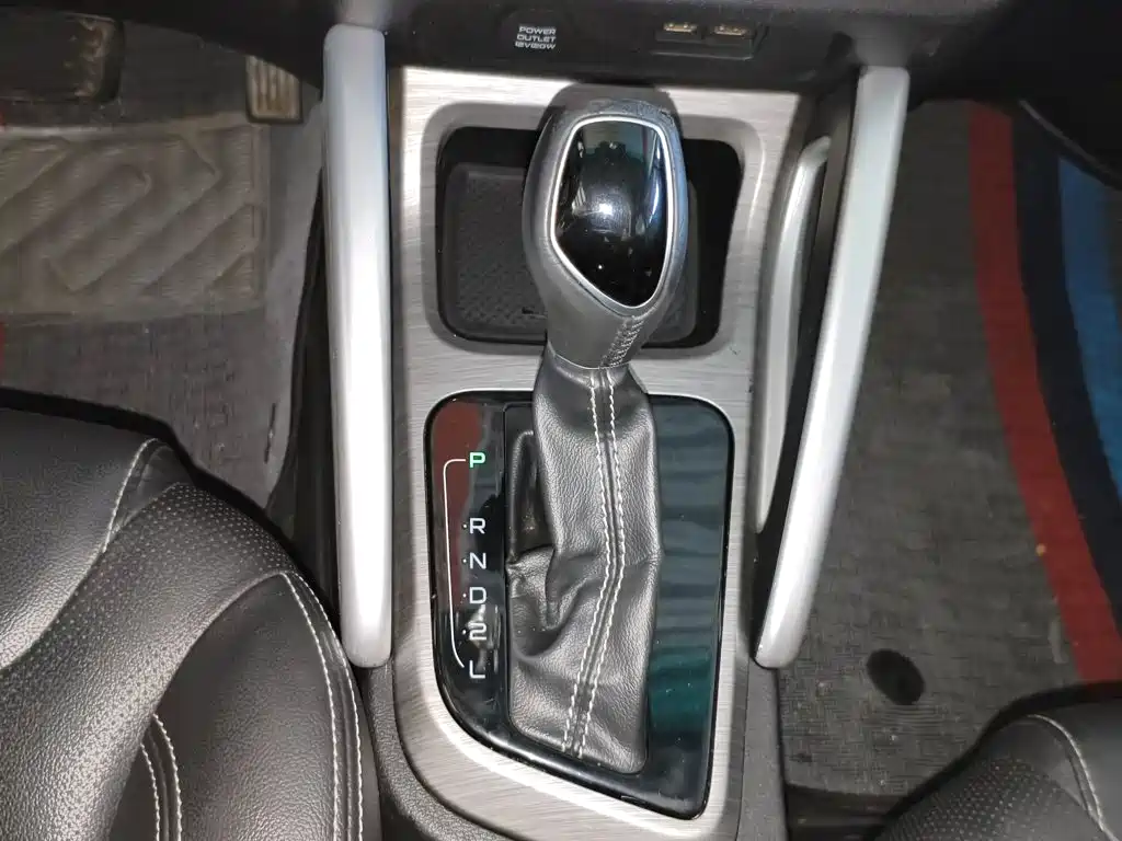 Geely Vision X3 — миниатюра 14