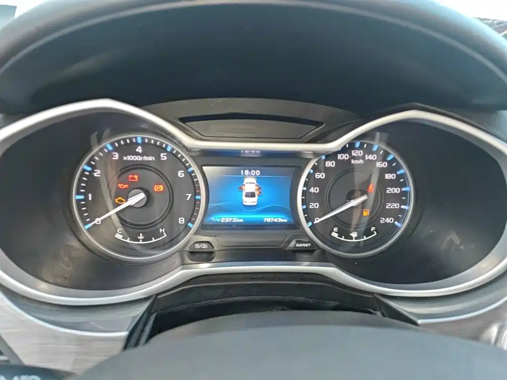 Geely Emgrand — миниатюра 12