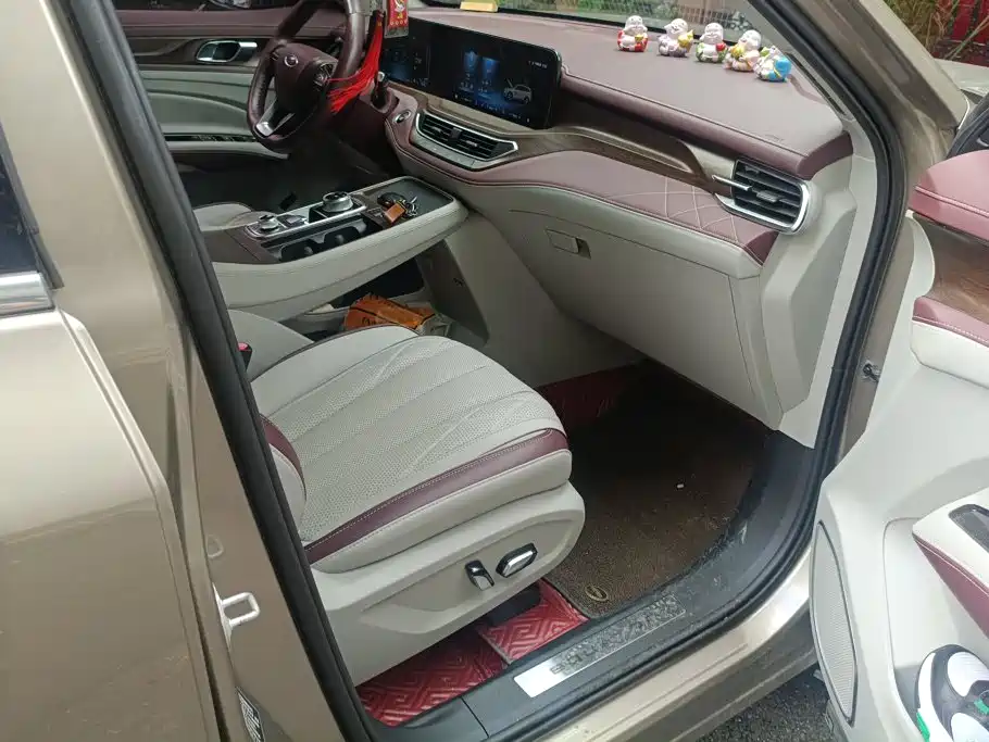 Ford Equator — миниатюра 8