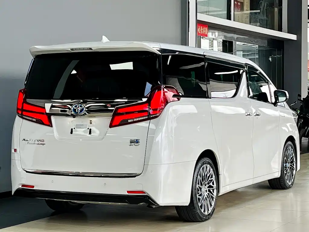 TOYOTA ELFA