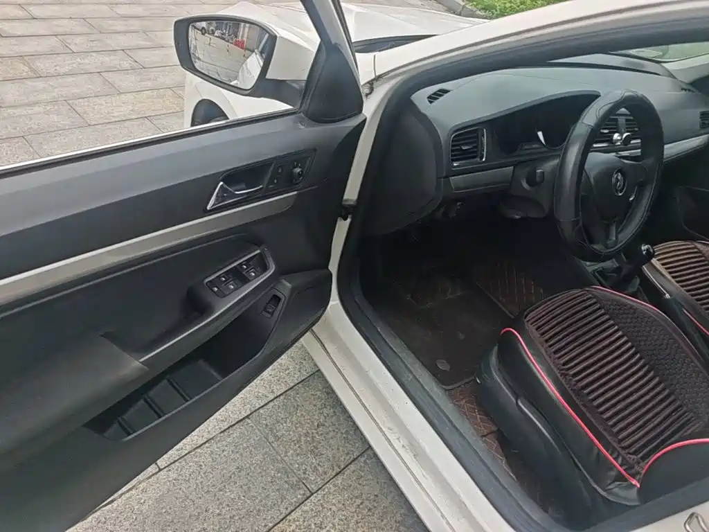 Volkswagen Lavida — миниатюра 16