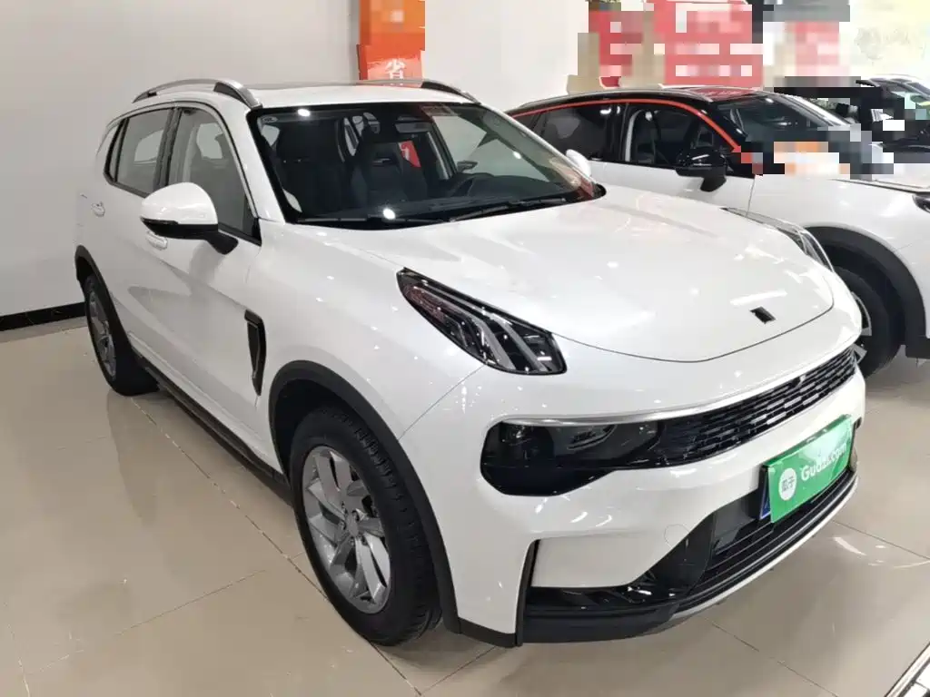 Lynk & Co 01 2024 2.0TD