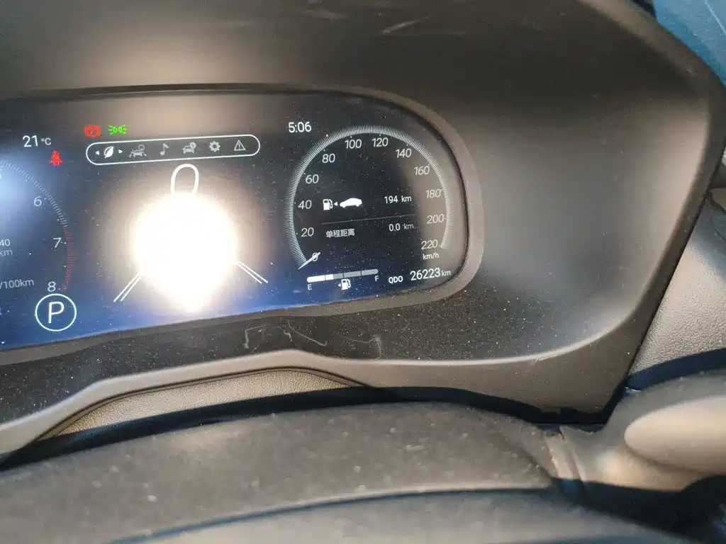 Toyota RAV4 — миниатюра 8