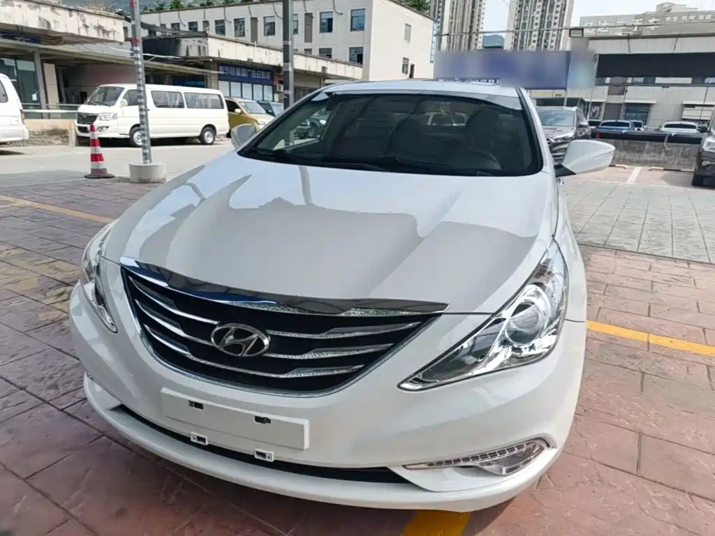 Hyundai Sonata — миниатюра 3