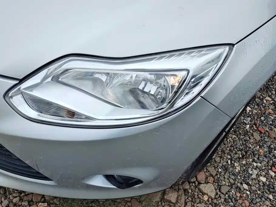 Ford Focus — миниатюра 5