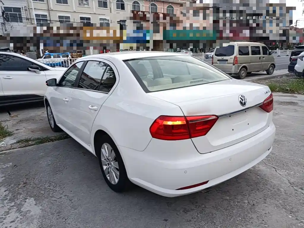 Volkswagen Lavida — миниатюра 5