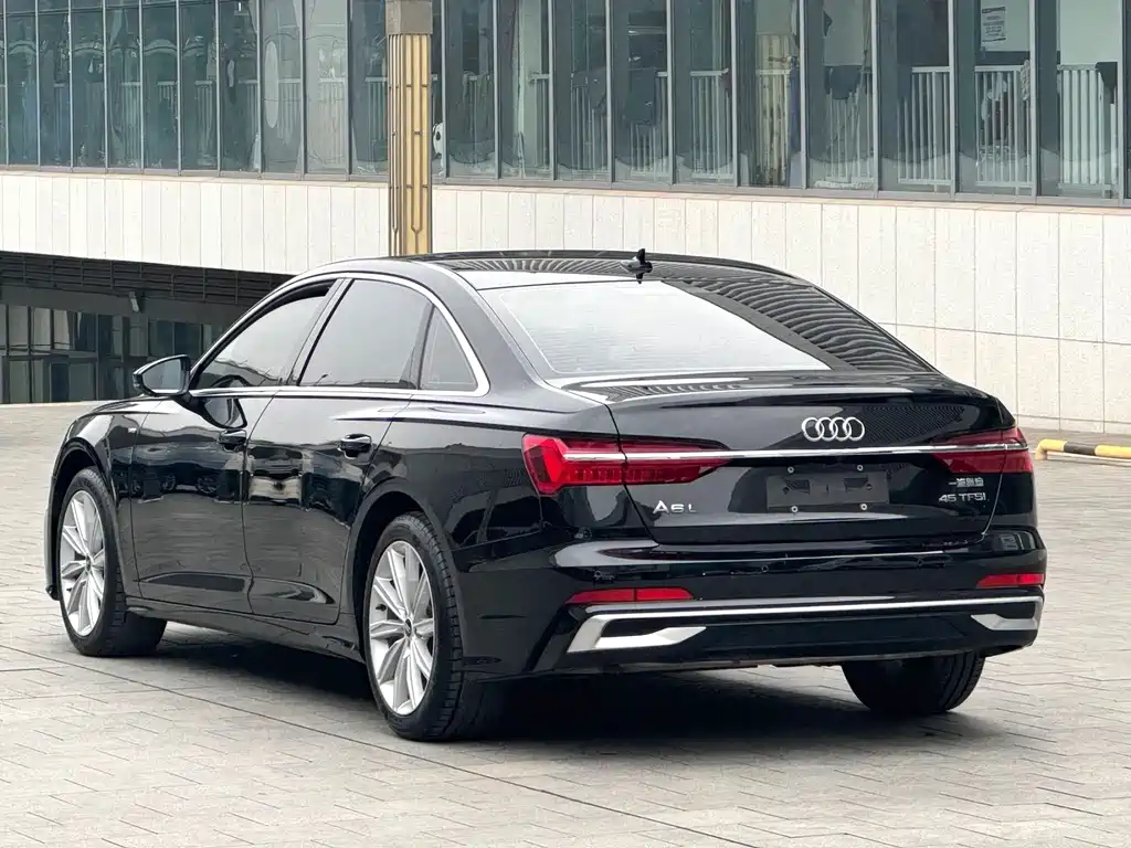 Audi A6L — миниатюра 14