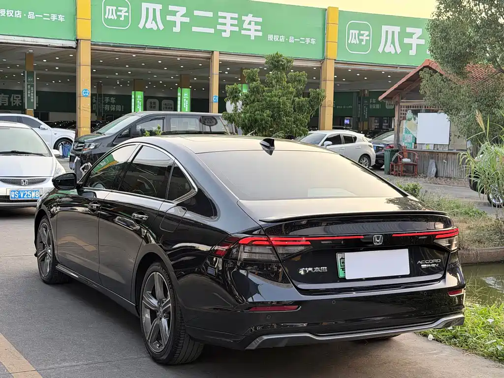 Honda Accord PHEV 2023 — фото 12