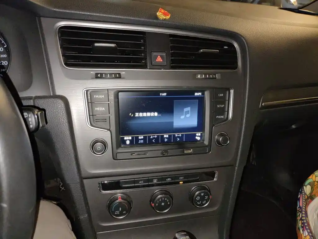 Volkswagen Golf — миниатюра 14