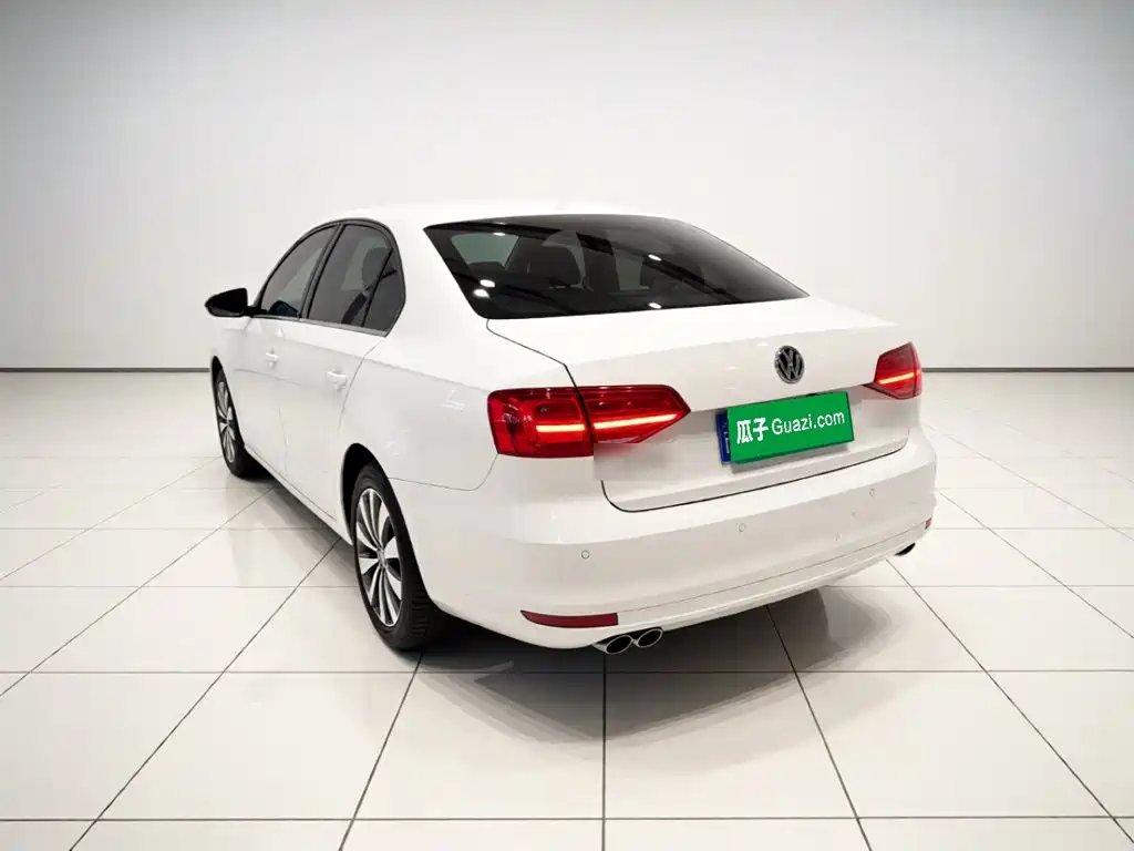 Volkswagen Sagitar — миниатюра 4