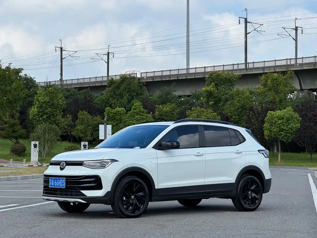Volkswagen Tharu 2026 300TSI