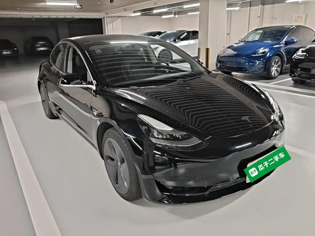 Tesla Model 3 — миниатюра 4