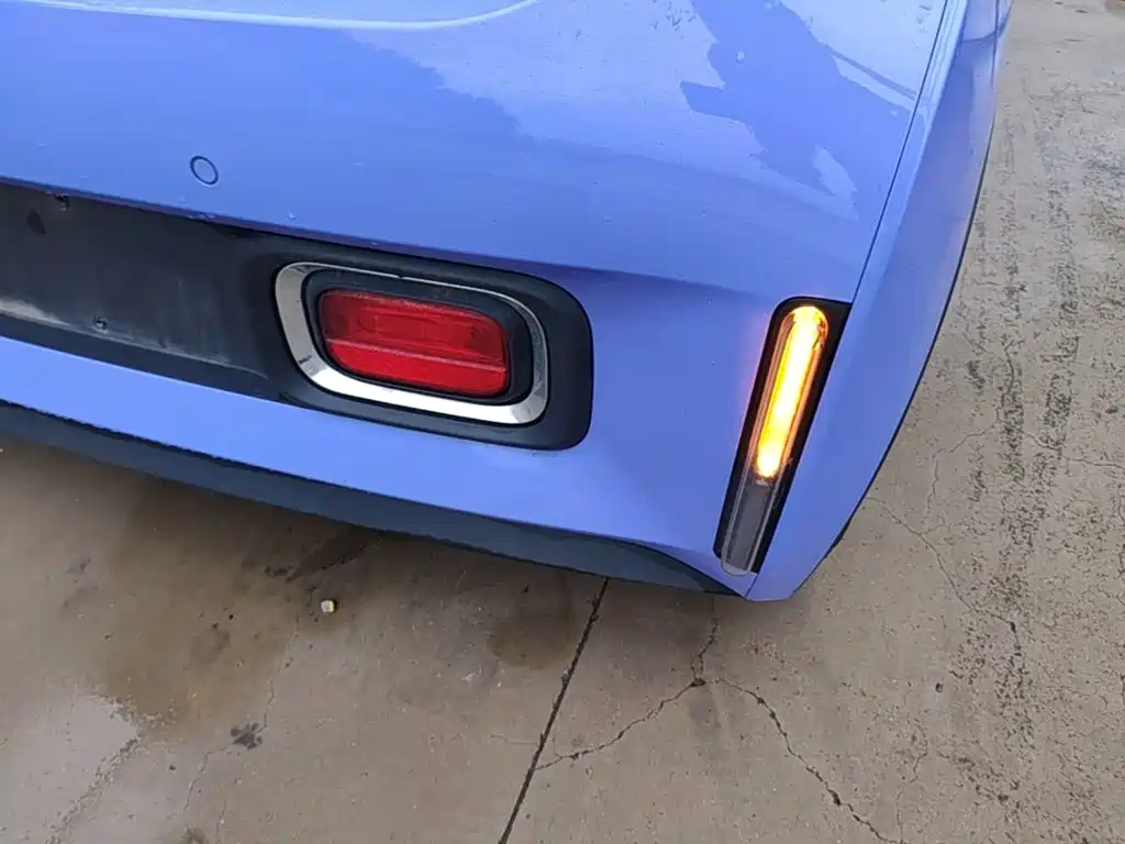 Baojun KiWi EV — миниатюра 8