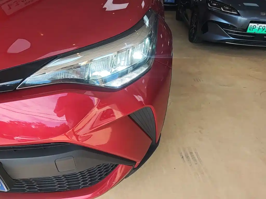 Toyota C-HR — миниатюра 24